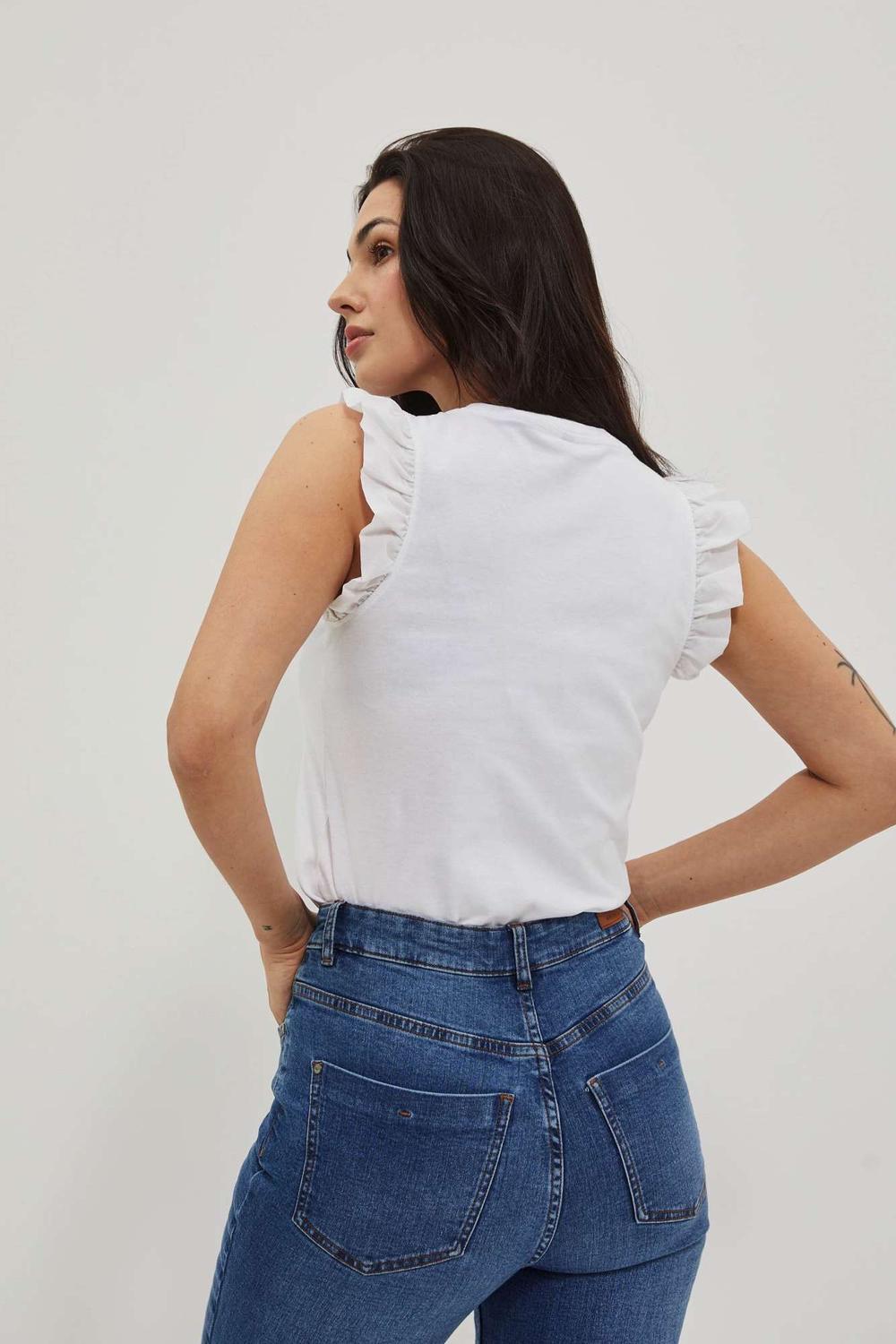 T-shirt white with a frill L-TS-4029 Moodo