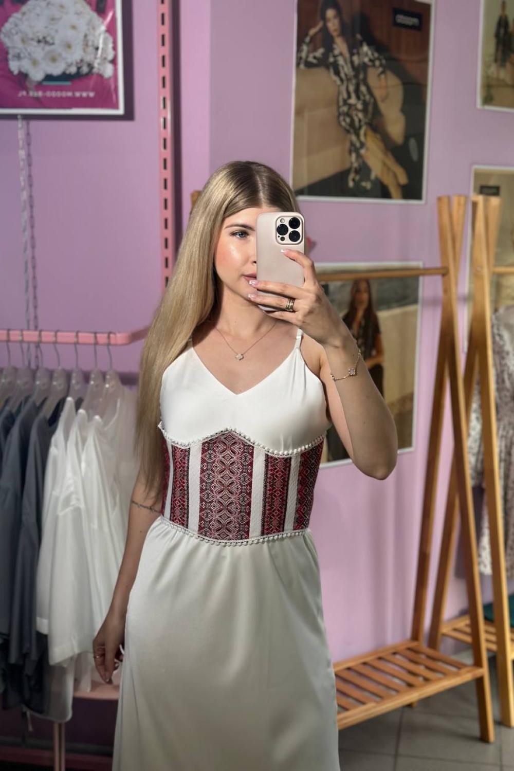 Embroidered corset belt