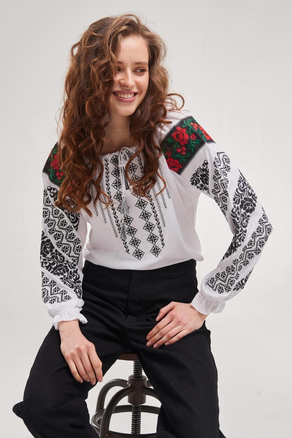 Вишиванка жіноча Аннічка MEREZHKA