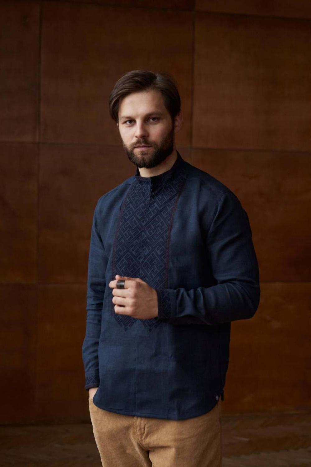 Men's embroidered linen shirt