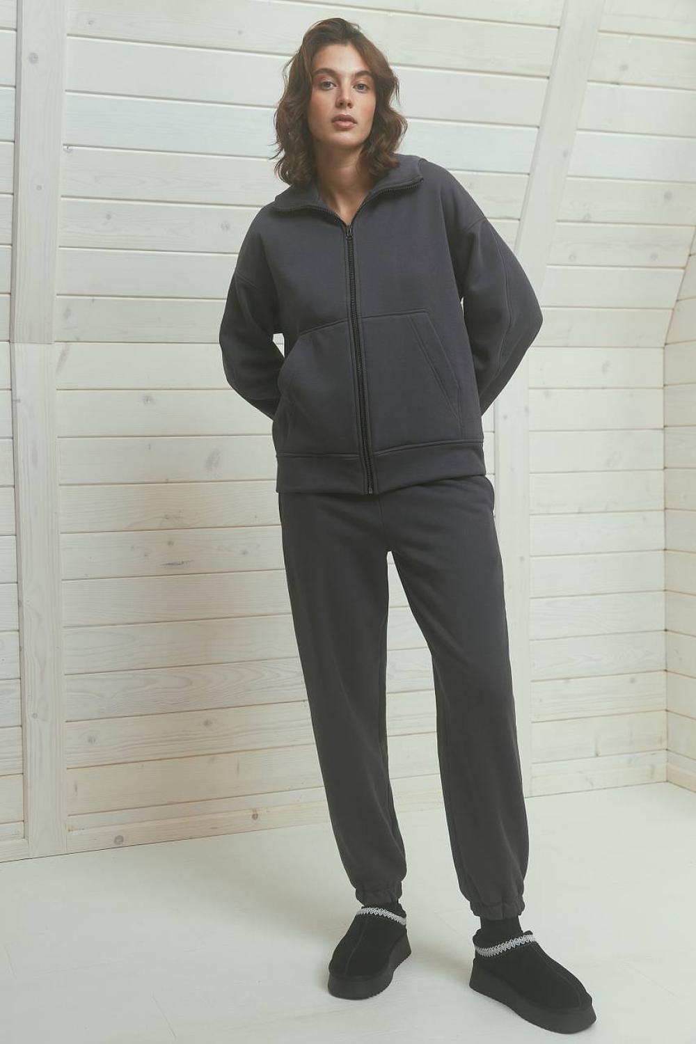Tracksuit in grey color