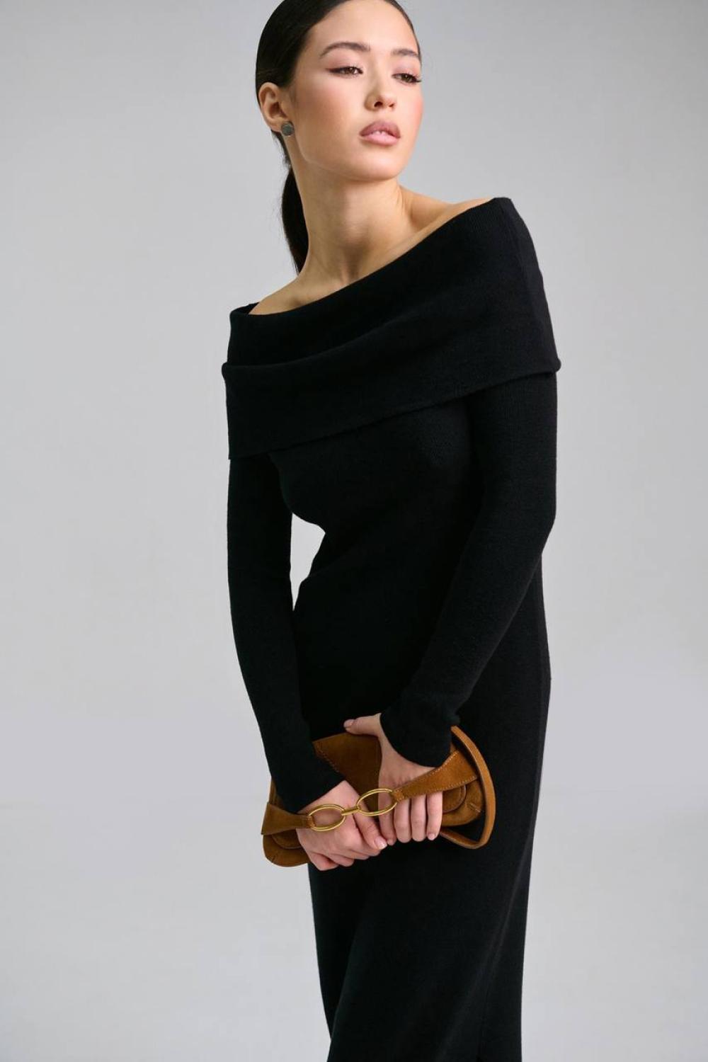 Knitted black dress with open shoulders