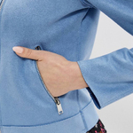 Блакитна куртка коротка