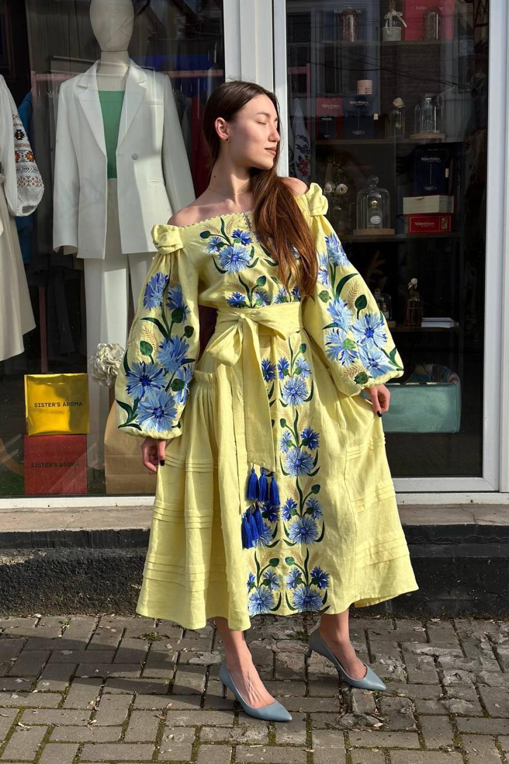Custom embroidered yellow-blue FREE dress EMBROIDERED GEM