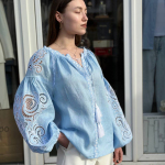 Вишиванка жіноча Рішельє блакитна: традиція в сучасному вигляді Embroidered Jem