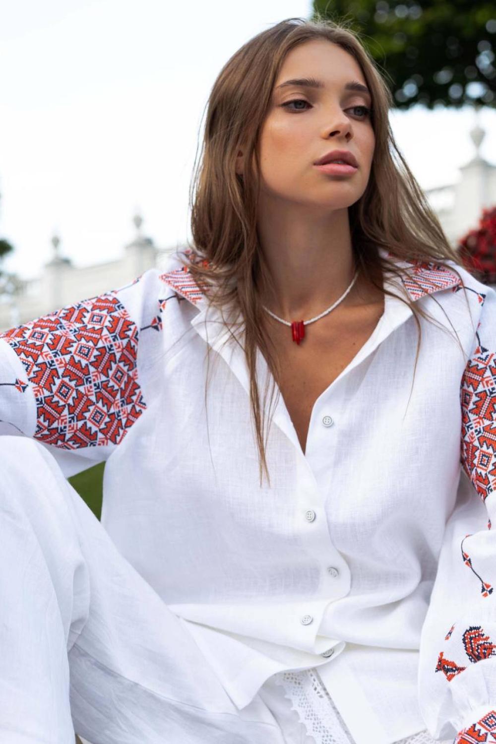 Women's embroidered linen shirt