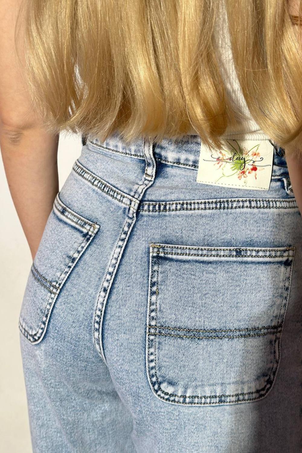 Blue jeans mom