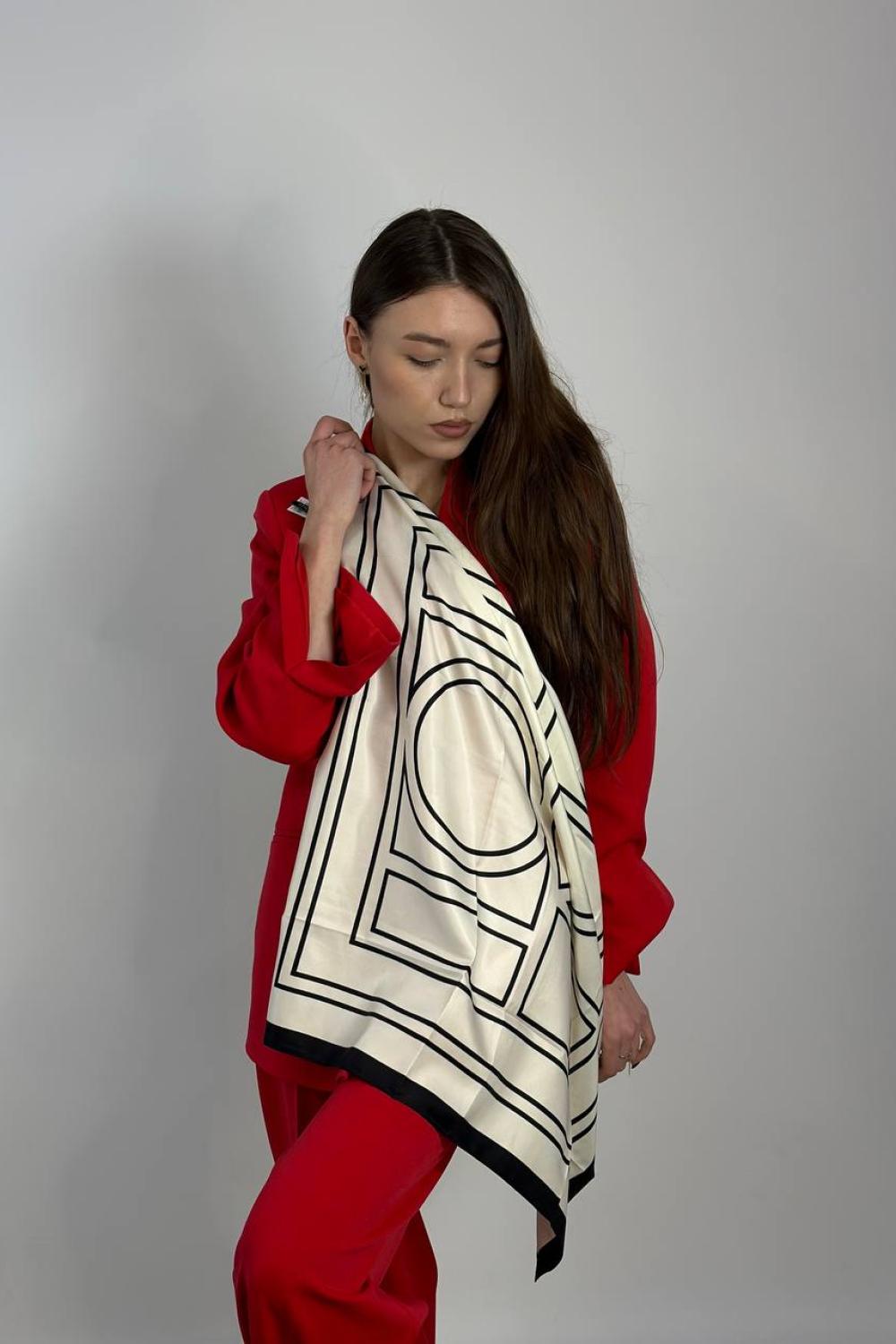 A black vanila silk scarf with print MOODO