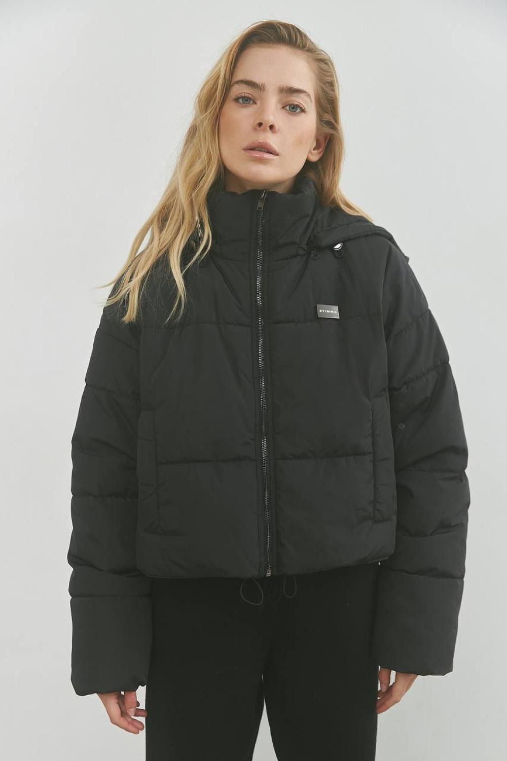 Чорна коротка куртка oversize