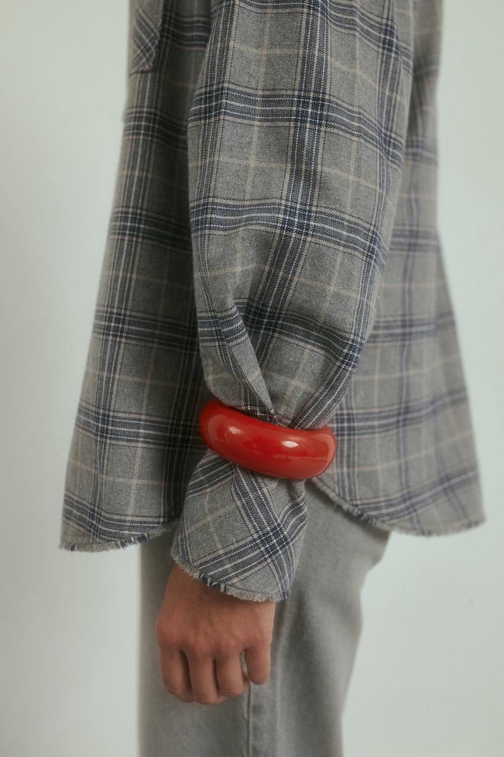 Shirt in a loose cut made of cotton