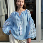Вишиванка жіноча Рішельє блакитна: традиція в сучасному вигляді Embroidered Jem