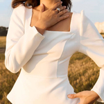 Milk top with figured basque