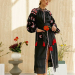 Cукня-вишиванка жіноча лляна чорна Мальва EMBROIDERED GEM