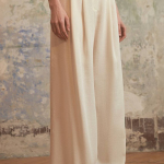Wide milk pants made of linen