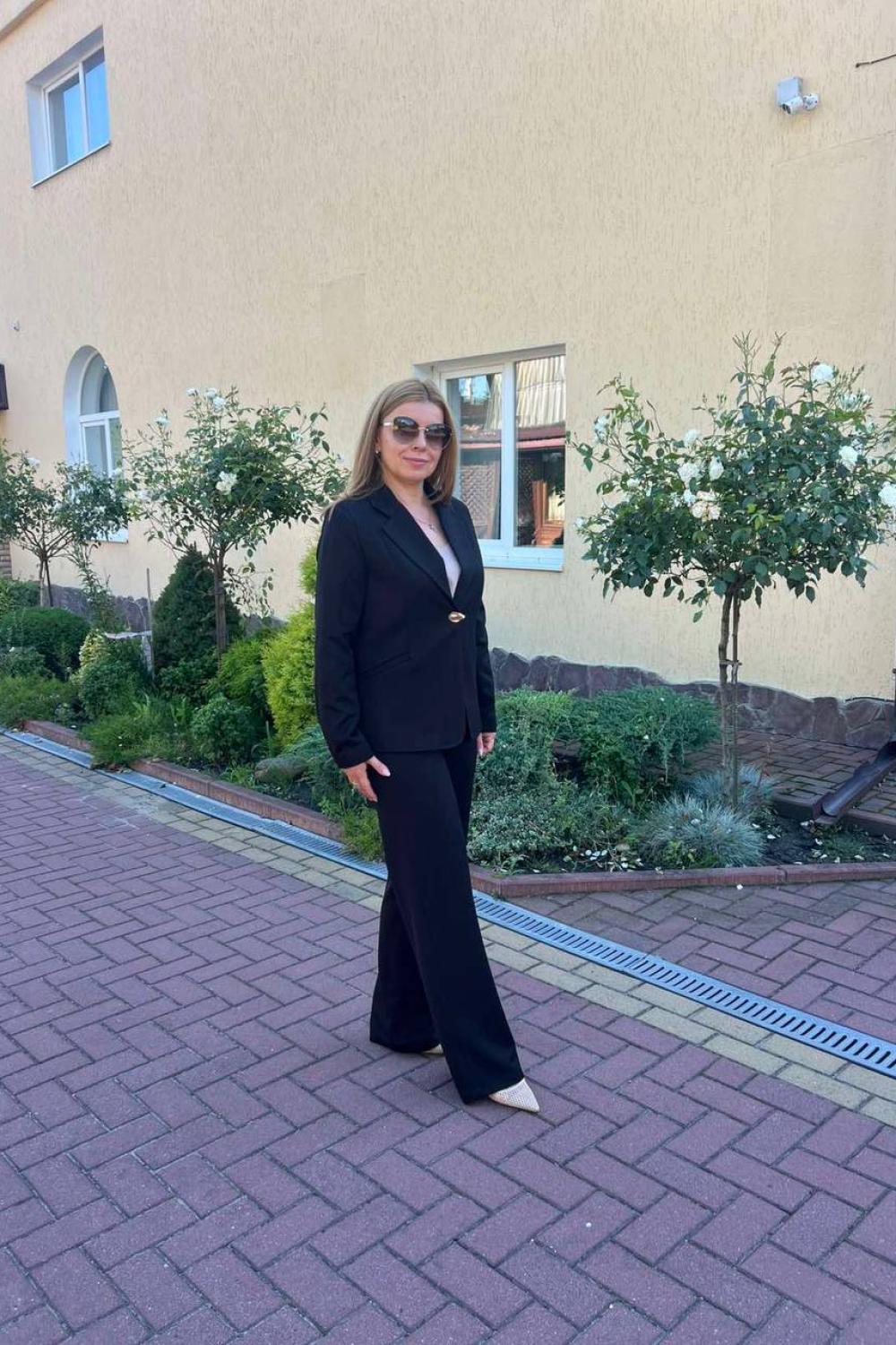 Black suit