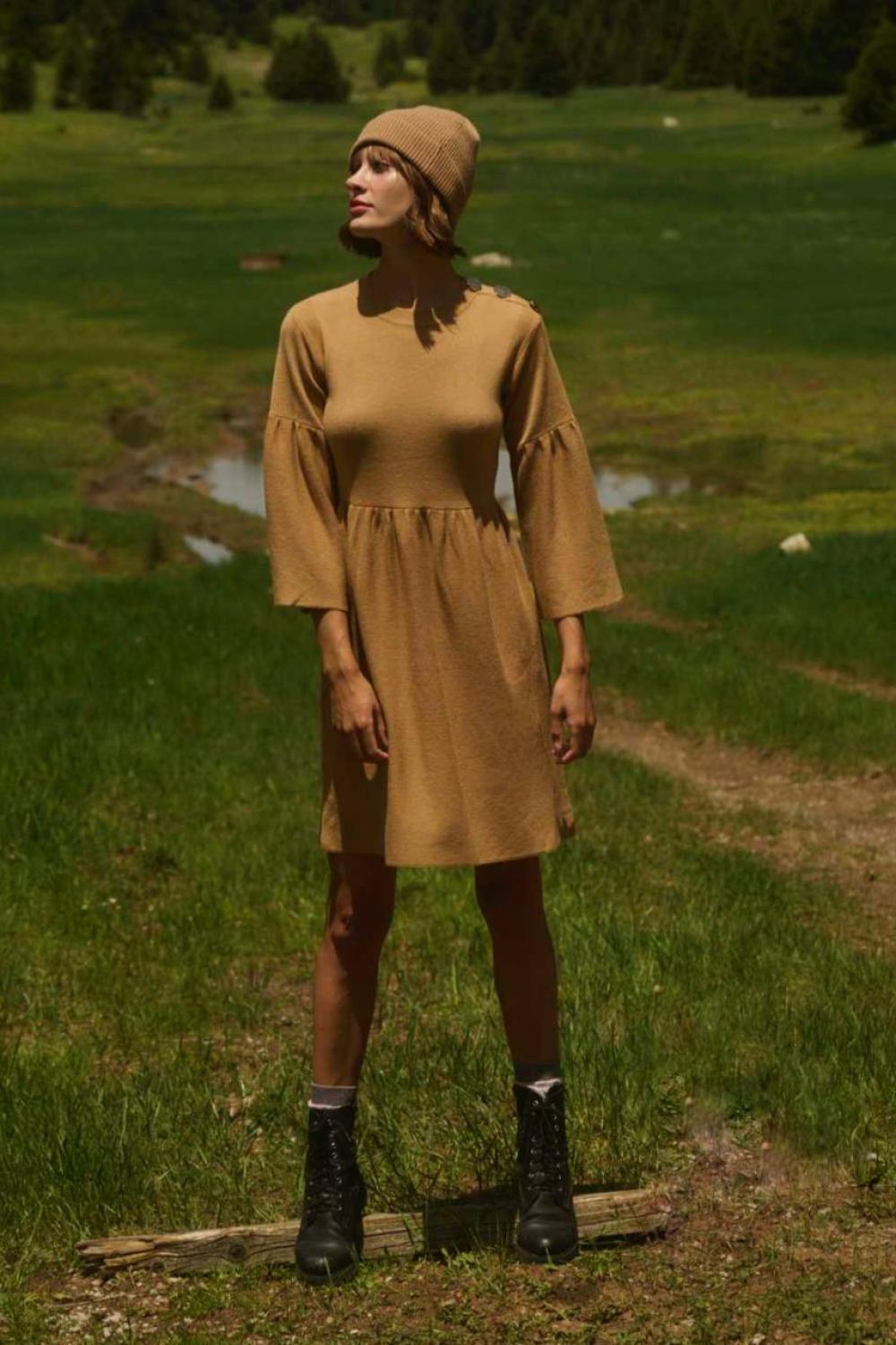 Сукня трикотажна пісочна FW22-350-K-Realiz