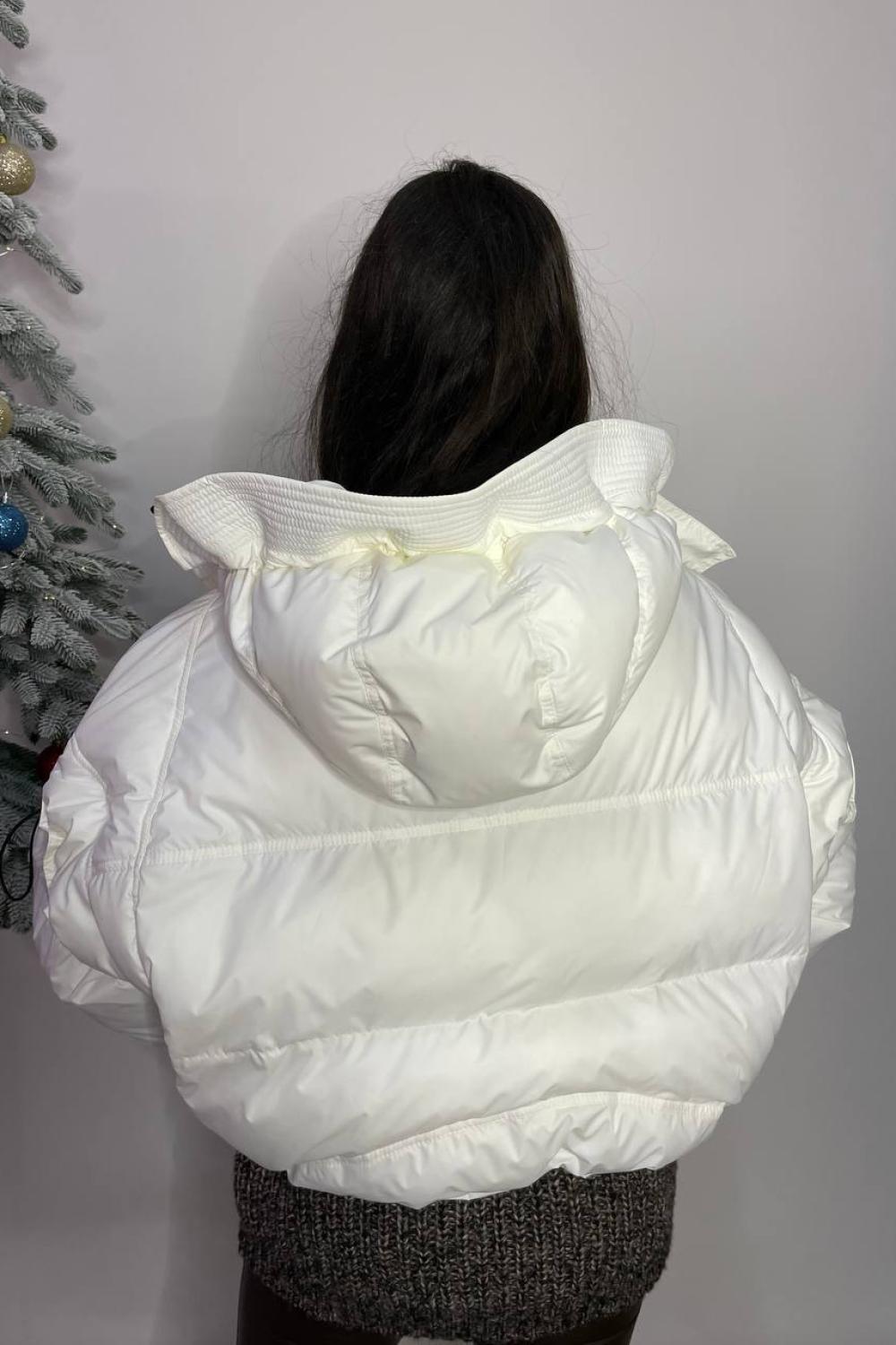 Ecru short vest jacket