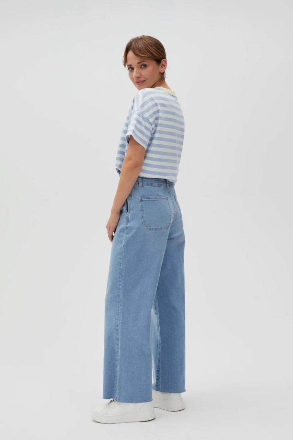 Blue mom relax jeans