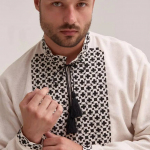 Вишиванка чоловіча Бандера MEREZHKA