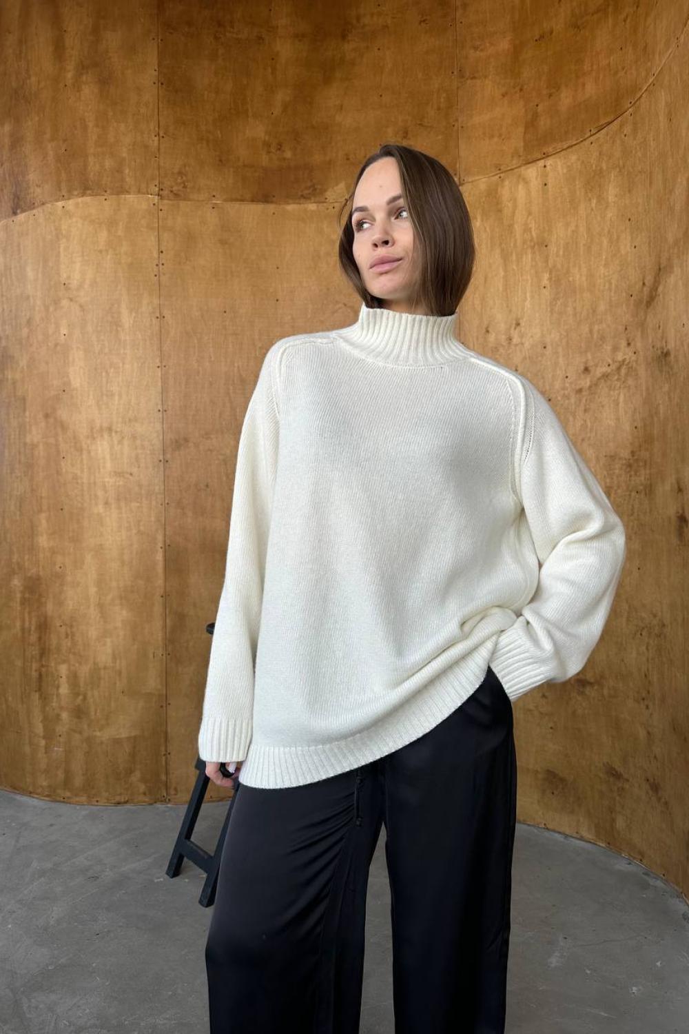 Ecru oversized sweater 100% wool