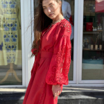 Cукня вишиванка жіноча лляна Рішельє червона EMBROIDERED GEM