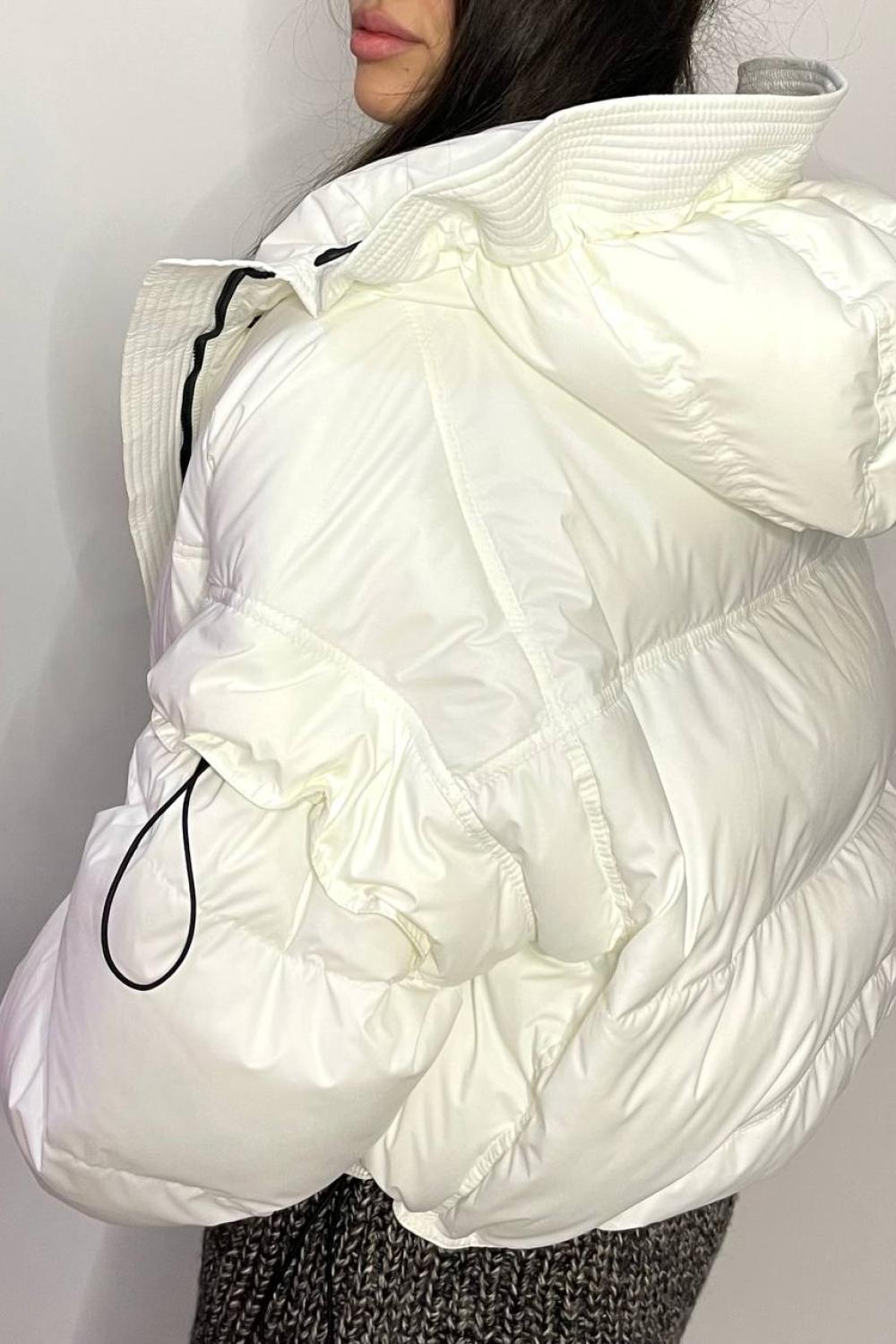 Ecru short vest jacket