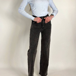 Women's gray jeans in a classic design with stretch