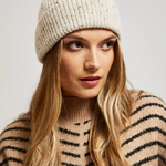 A beige hat