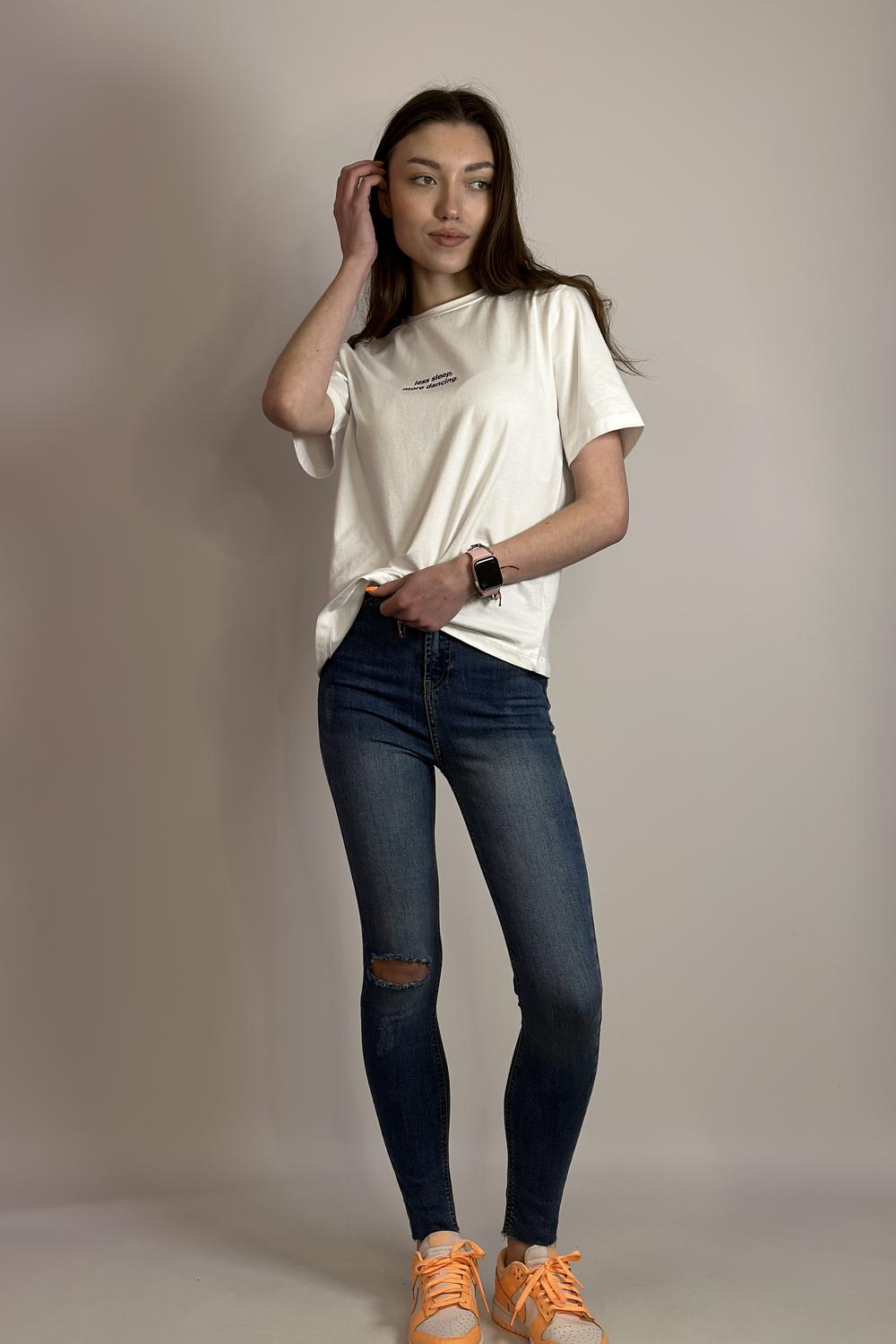 Skinny jeans with a cut Moodo L-JE-2804