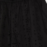 Shorts in black with pashmina