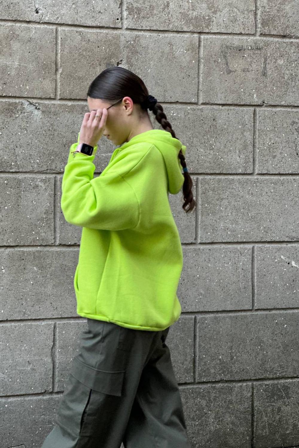 Suit woman sports in lime color SK3002 DIAS