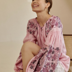 Вишиванка жіноча лляна рожева Петриківська EMBROIDERED GEM