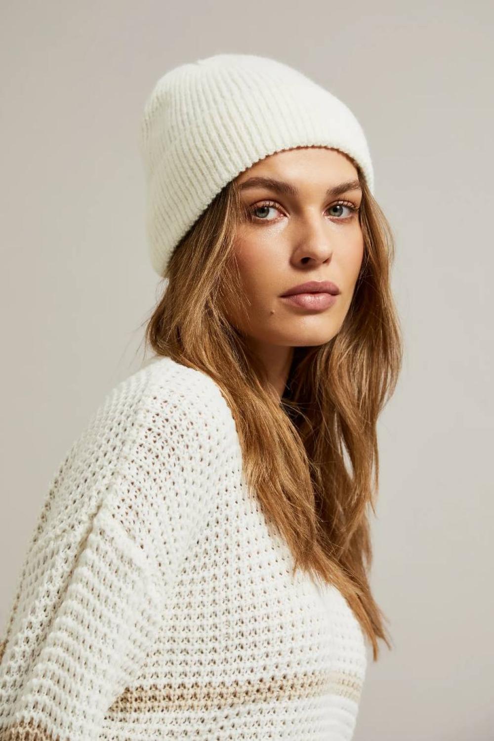 A white hat