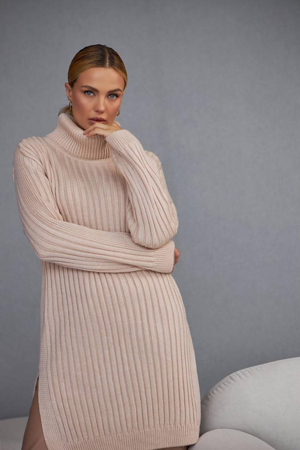 Tunic dress made of wool