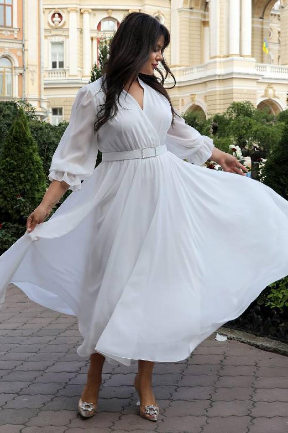 Сукня біла з шифону