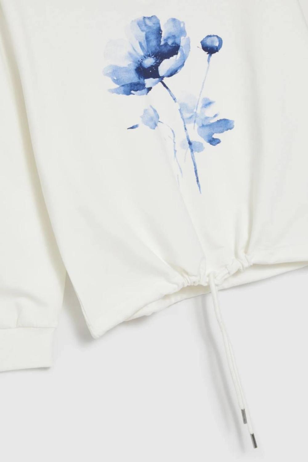 White sweatshirt with print