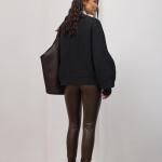 The stretch leather leggings