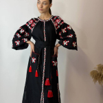 Cукня-вишиванка жіноча лляна чорна Мальва EMBROIDERED GEM
