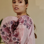 Вишиванка жіноча лляна рожева Петриківська EMBROIDERED GEM