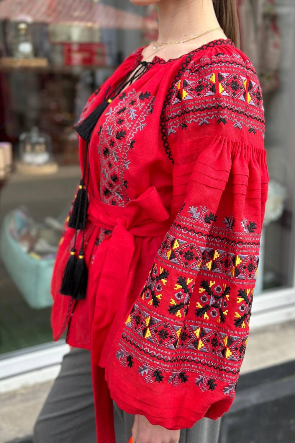 EMBROIDERED GEM women's embroidered linen red