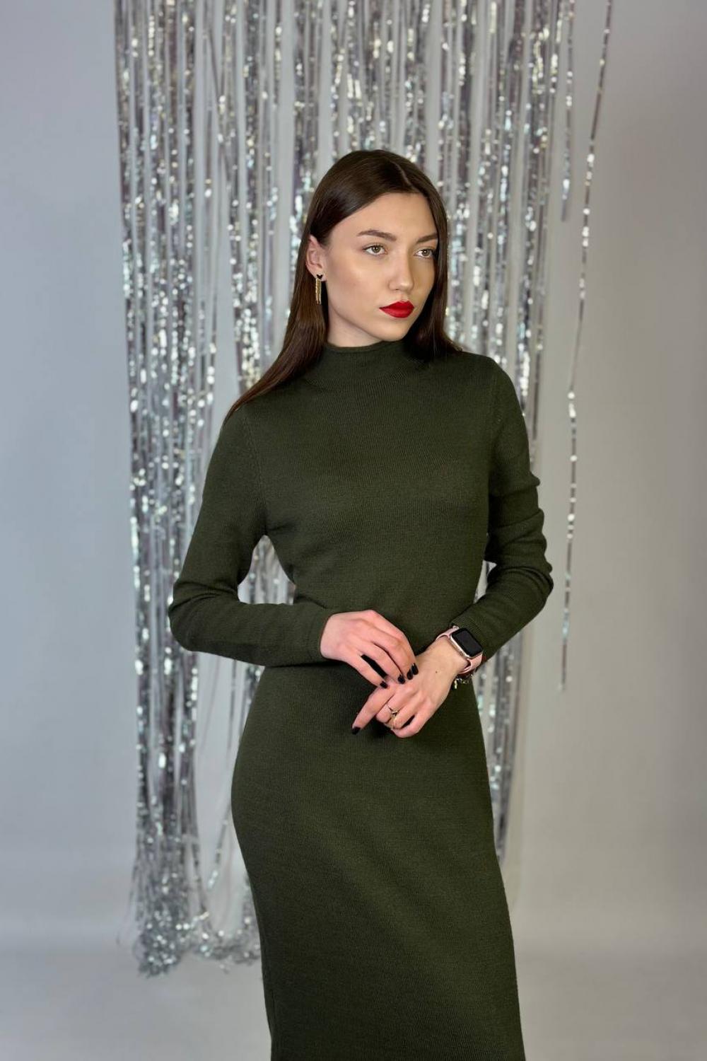 Сукня трикотажна оливкова 22AH096 LAURA+MAX