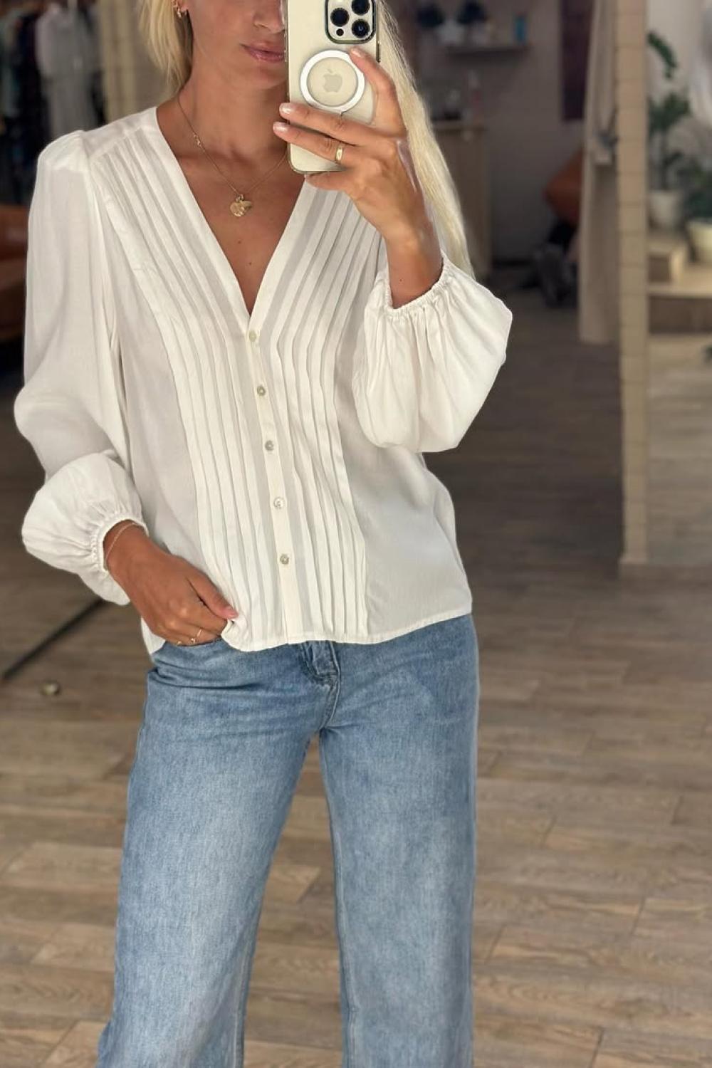 Milky viscose blouse 21AH109-K-Realiz