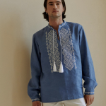 Вишиванка чоловіча Етнічна блакитна EMBROIDERED GEM