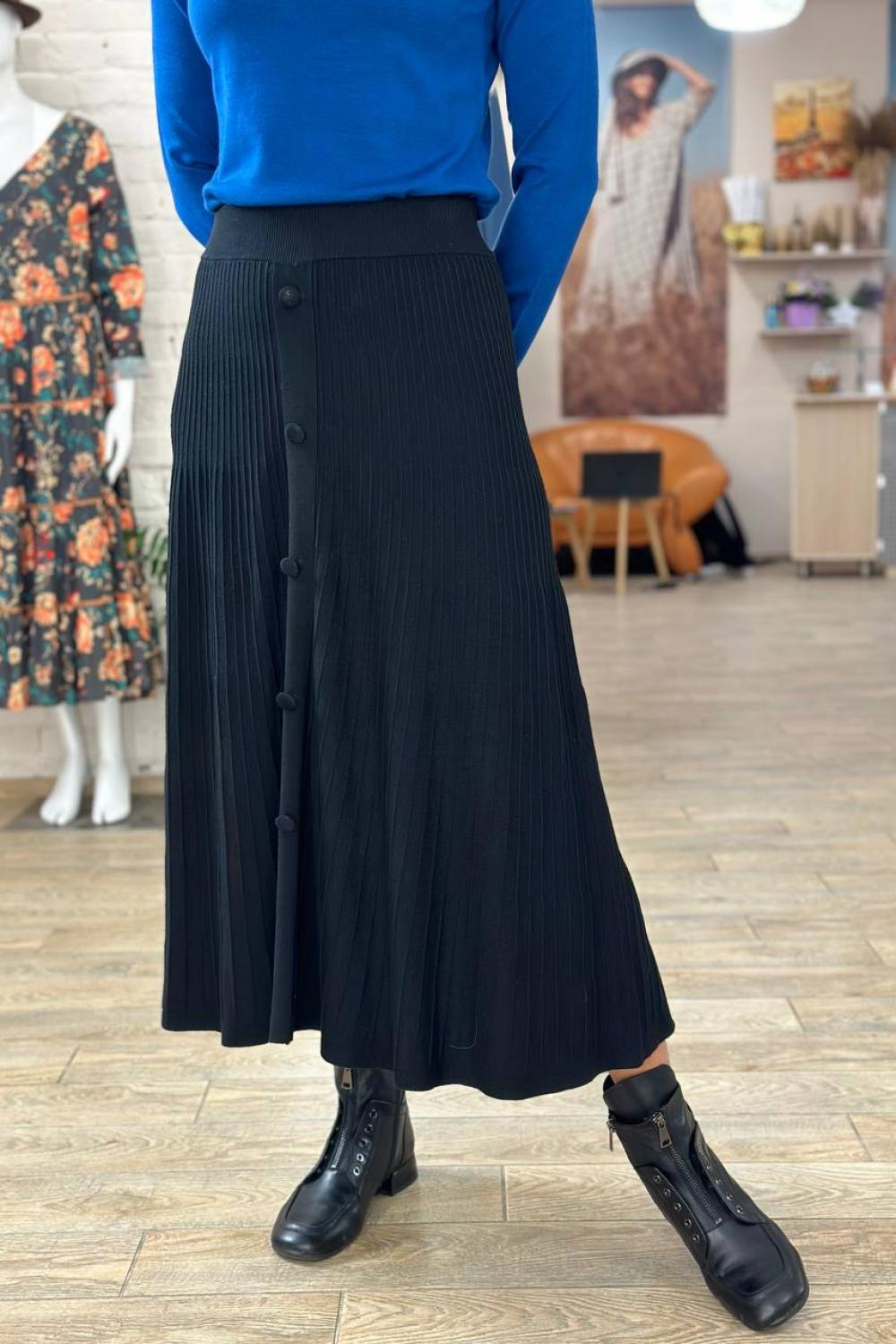 Black pleated knit skirt FW22-601-K-Realiz