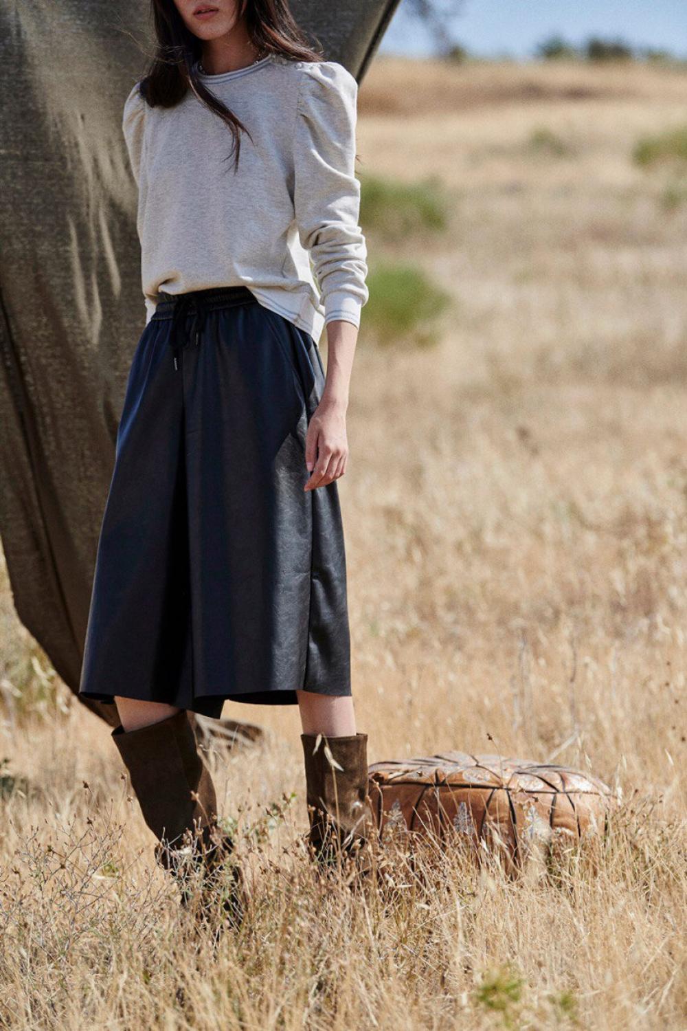 Bermuda shorts made of eco-leather 21AH027 Almae