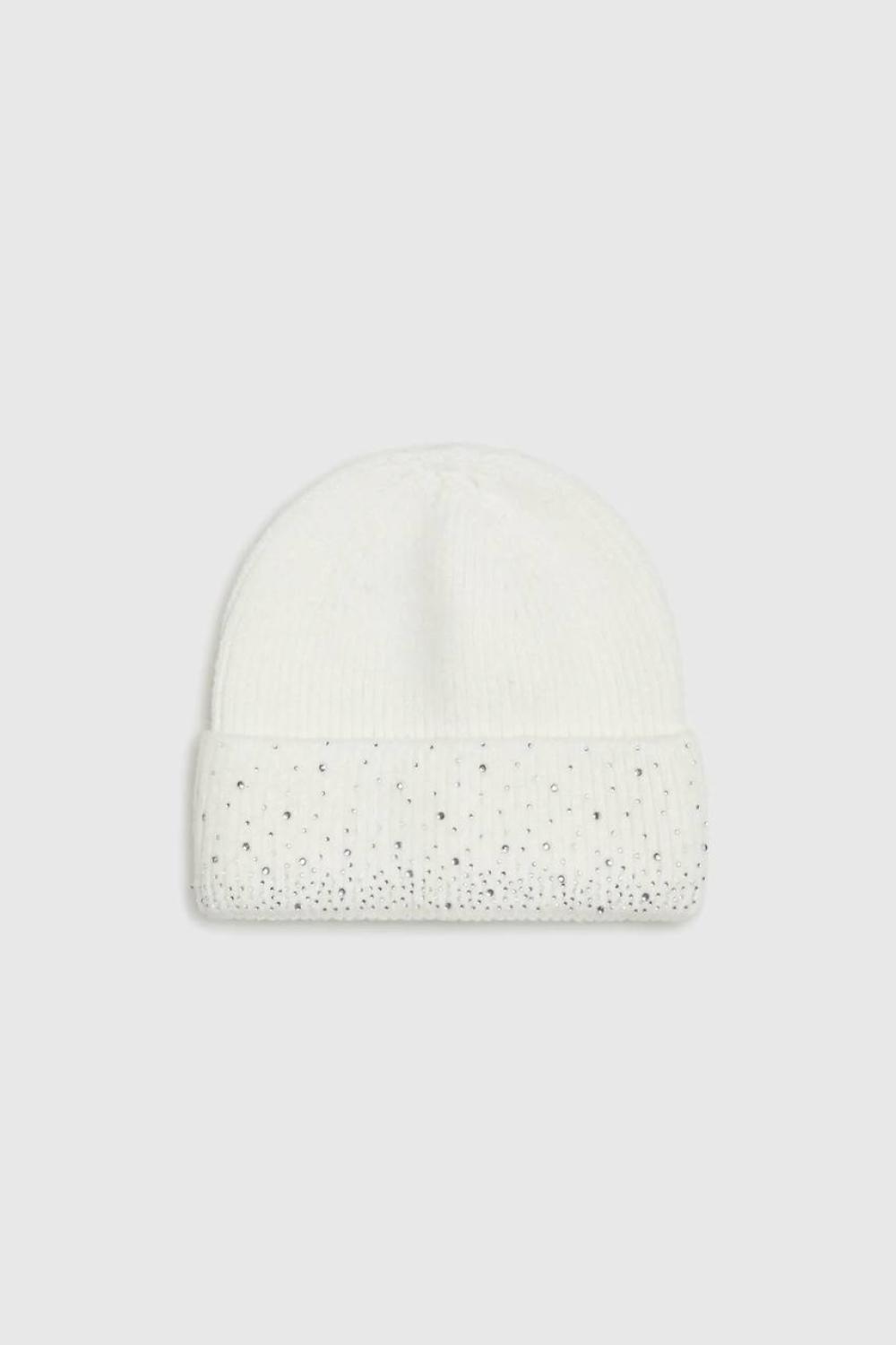 A white hat