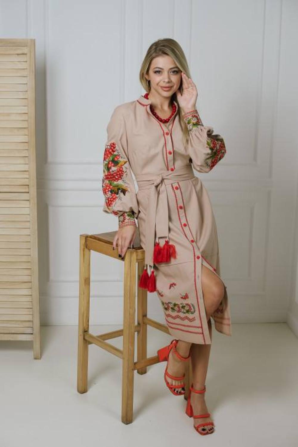 Embroidered midi dress with a red embroidery on beige fabric