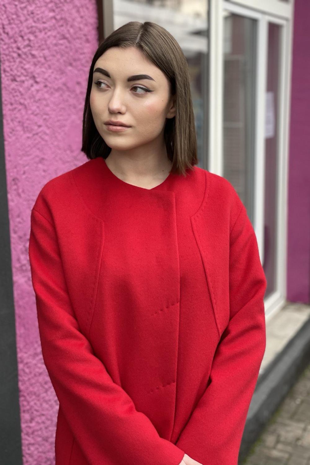 Пальто жіноче демісезонне з вовни червоне Mirella moda