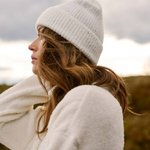 Women's white hat