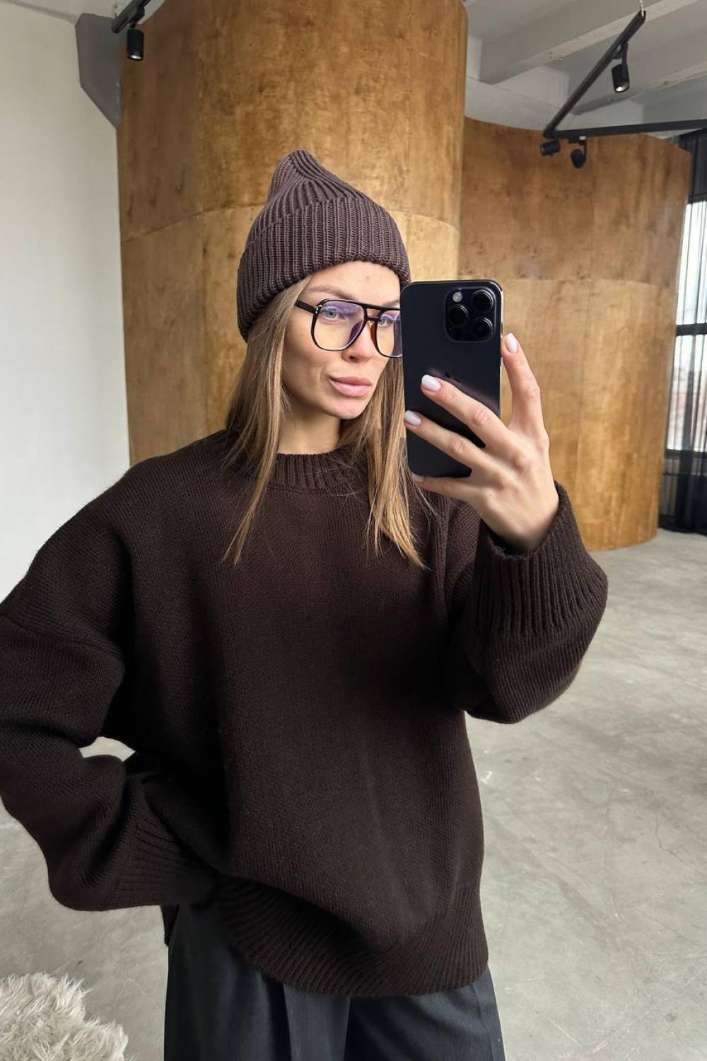 Chocolate oversized sweater